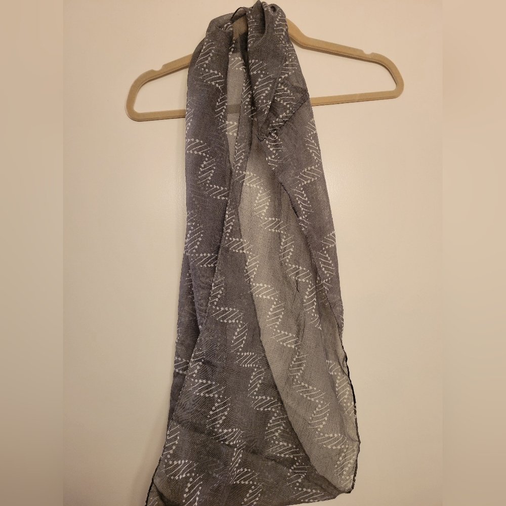 Gray DNA Patterned Scarf